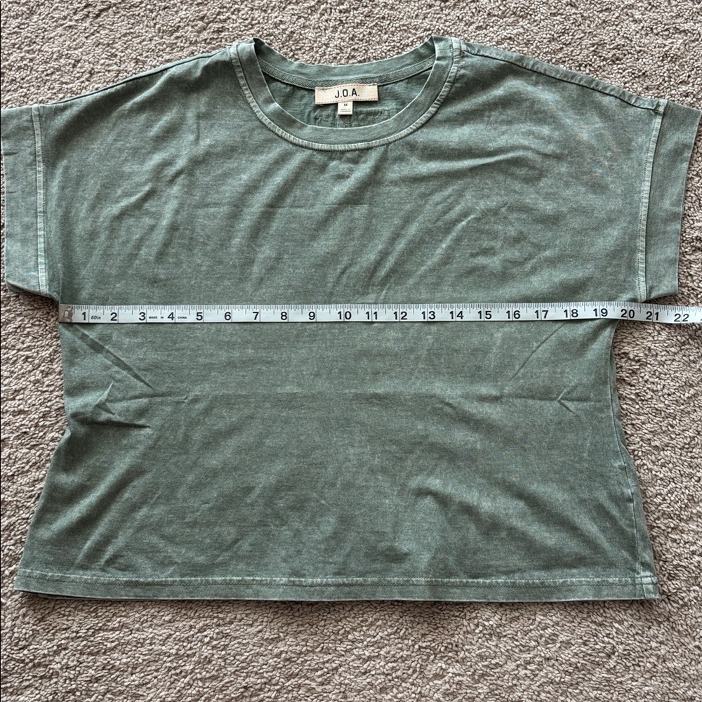 J.O.A. 100% Cotton Cropped Green Short Sleeve Tee